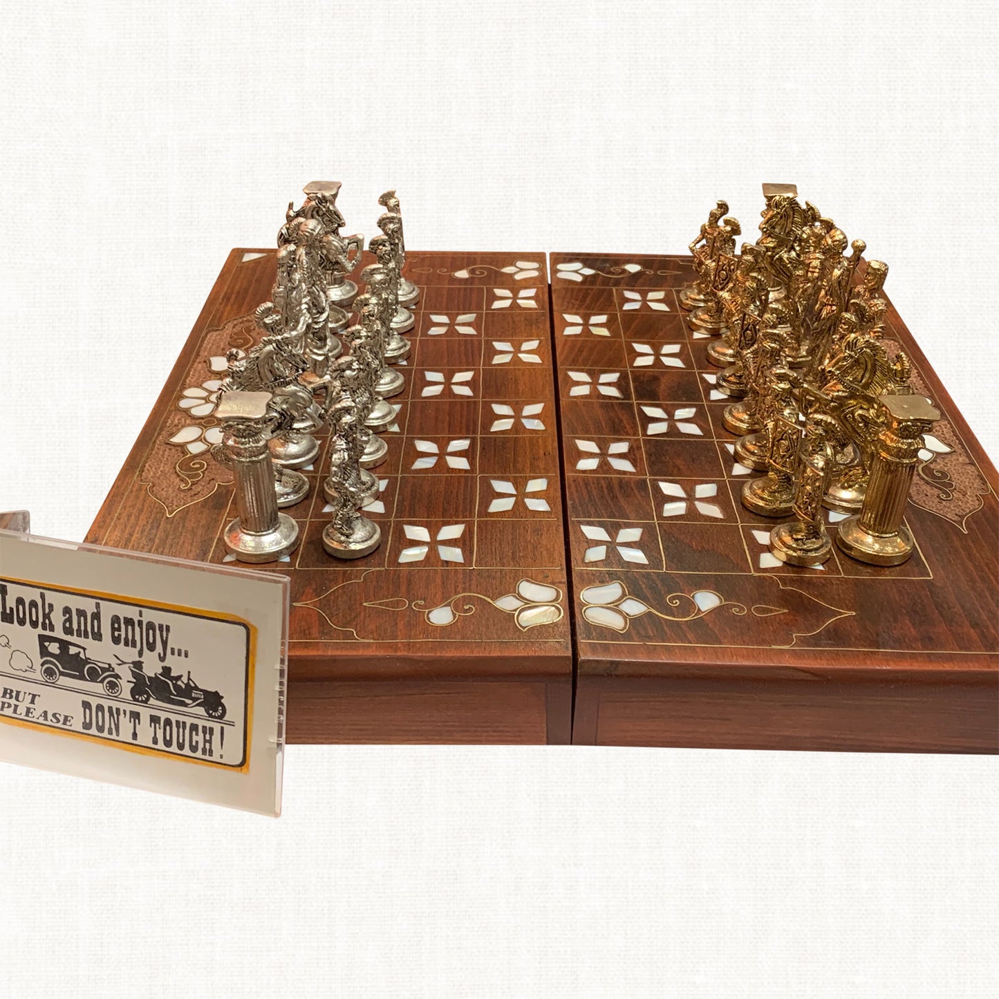 Gold Knights VS Silver Knights Chess