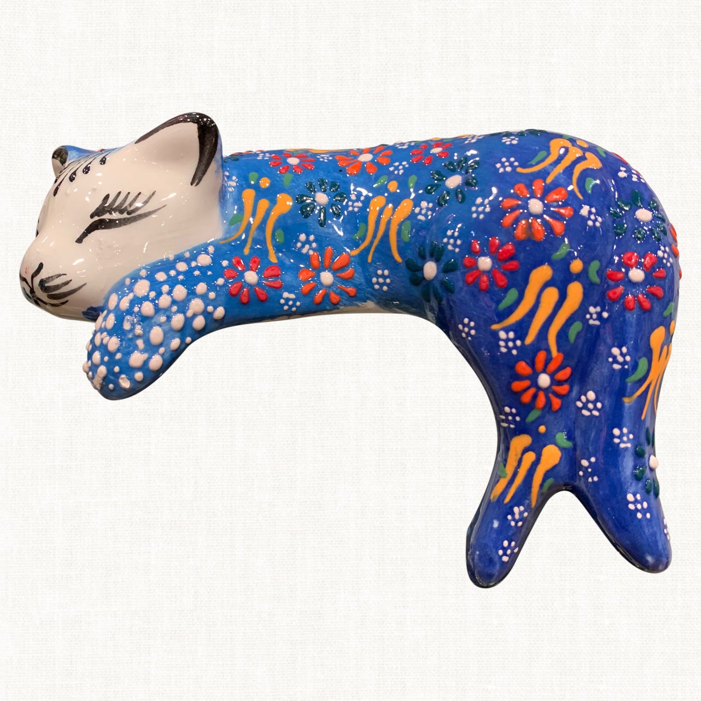 Sleepy Blue Cat For Home Decoration